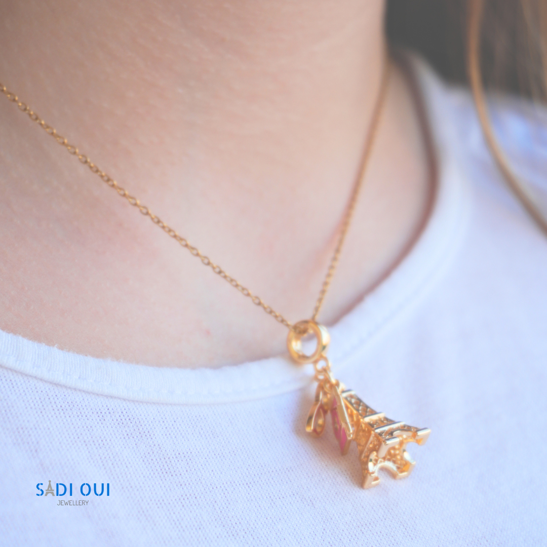 Collier Paris en rose