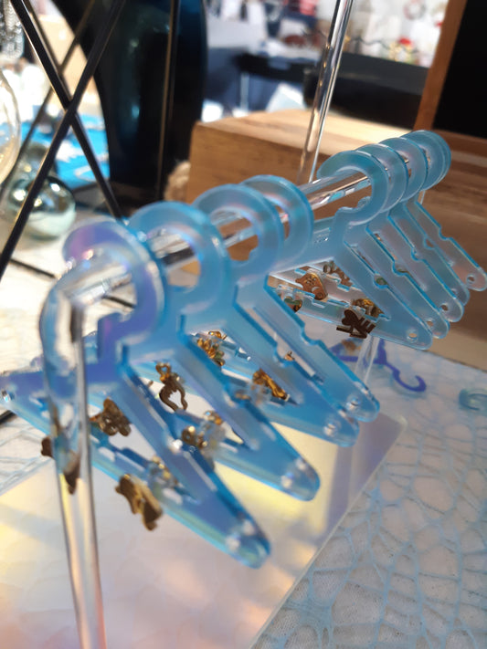 Brincos mini diversos dourados